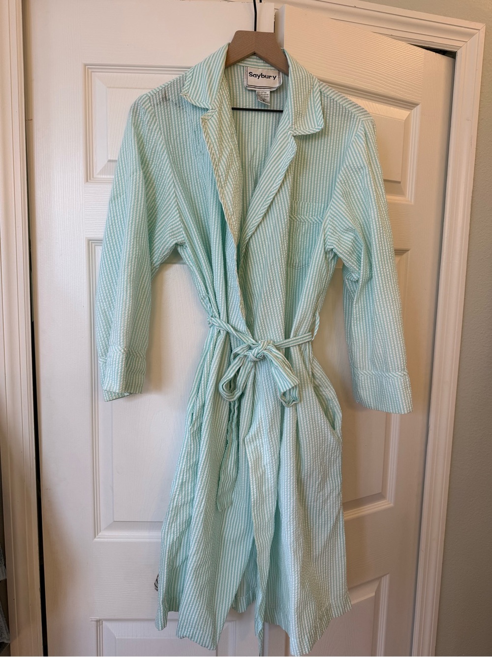Vintage Saybury Green & White Seersucker Wrap Robe Belted Cottagecore size small